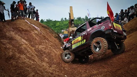 [clip] Các pha Off Road gay cấn tại VOC 2012