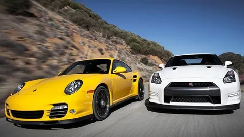 Xem: Porsche 911 và Nissan GT-R "tranh tài"