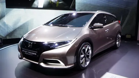 Ngắm Honda Civic Wagon đầy mỹ miều