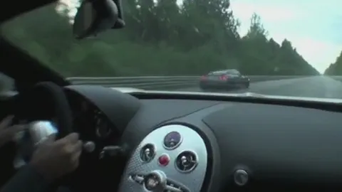 Sốc ! Bugatti Veyron “hửi khói” Nissan GT-R