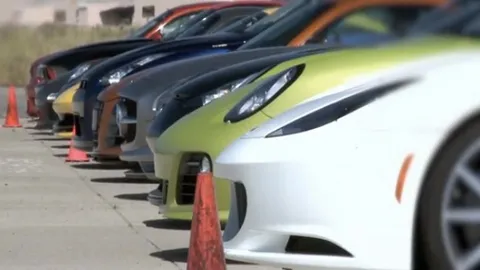 Xem: 11 "Siêu xe" chạy đua 400m