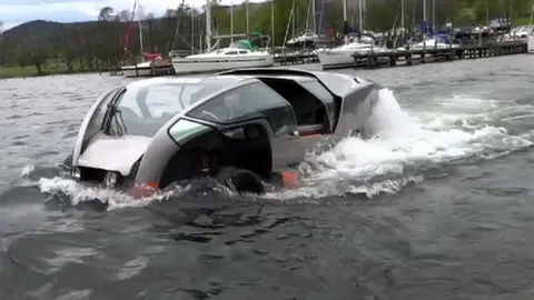 Scamander: Lên núi xuống biển đều chơi!