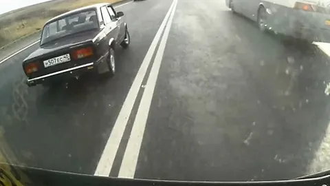 Video : Thoát chết một cách thần kì