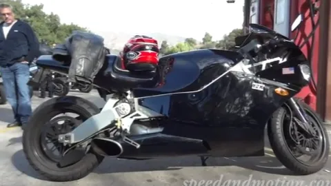 Xem: Mô tô phản lực của Jay Leno