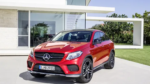 Chiêm ngưỡng vẻ đẹp Mercedes GLE Coupe AMG 2015