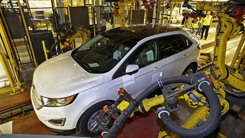 Video: Crossover Ford Edge được tạo ra như thế nào?