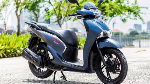 Video Cận cảnh Honda SH150i độ dàn áo SH300i