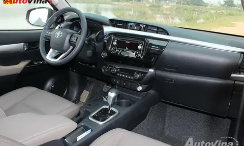 Album Toyota Hilux 2016 tại Việt Nam - Nội thất