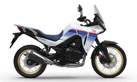 Honda Việt Nam lần đầu giới thiệu mẫu xe phân khối lớn TRANSALP giá từ 309 triệu đồng