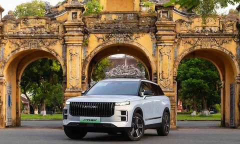 Jaecoo J7 PHEV (SHS): Gần 1.500km với một bình xăng và đầy pin