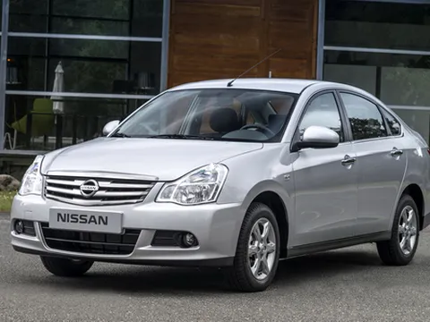 Nissan Almera: sedan giá rẻ mới ra mắt