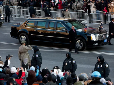 Xe limo của TT Barack Obama sắp "lên đời"