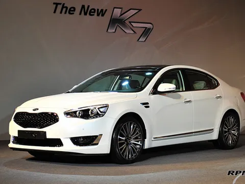 Kia K7 2013 ra mắt tại Hàn Quốc
