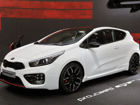 Kia Cee'd và Pro_cee'd GT cùng ra mắt