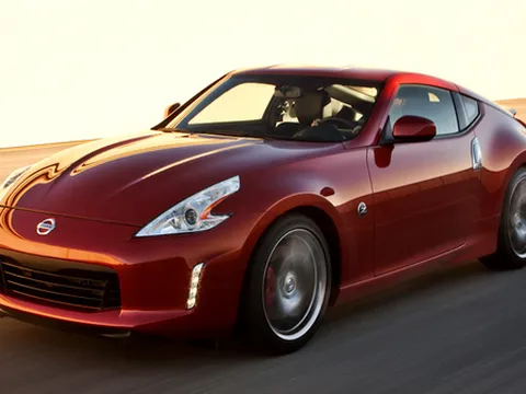 Nissan 370Z 2013 đã có giá bán