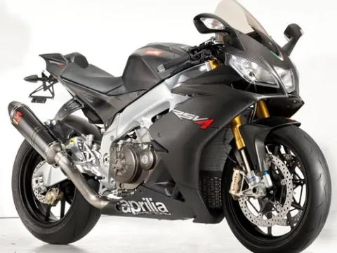 Lộ diện phiên bản Aprilia RSV4 Factory Carbon