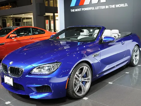 BMW M6 Convertible 2012: Năng động mà lịch lãm