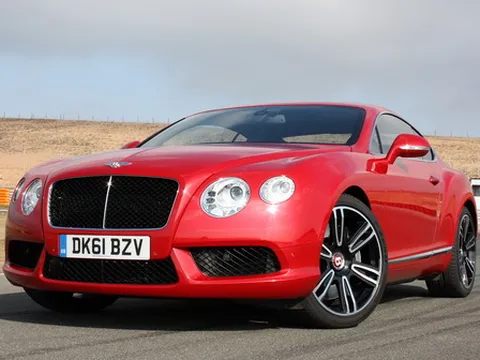 Bentley Continental GT V8 "uống" ít xăng hơn