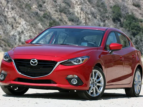 8 xe Mazda3 sẽ chạy từ Nhật sang Đức