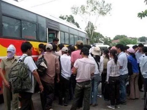 Lại thêm một nạn nhân của xe buýt