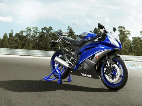 Yamaha R1, R6 và R125 phiên bản Race Blu 2013