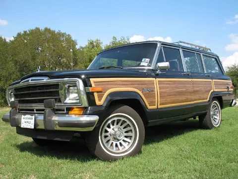 Jeep Grand Wagoneer 1989 "làm" từ thiện
