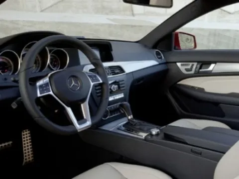 Hình ảnh mới nhất của C-Class Coupe 2012