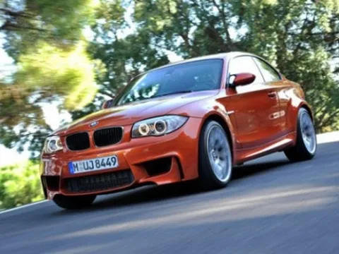  Giá bán chính thức của BMW 1-Series M Coupe 2011