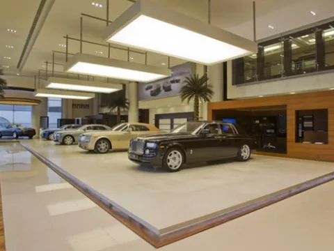 Cận cảnh showroom mới của Rolls-Royce  