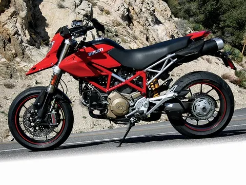 Ducati Hypermotard 1100s : Cào cào phố !