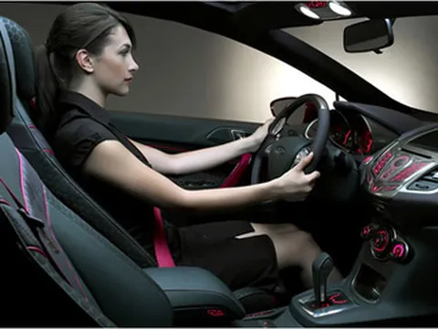 Ford 'thiết kế' khách hàng trước khi thiết kế xe