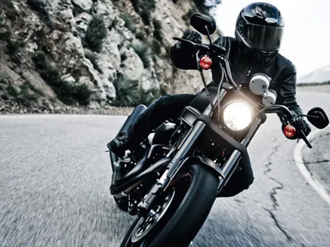 Harley Davidson XR 1200X 2010: Chính thức "hồi hương"
