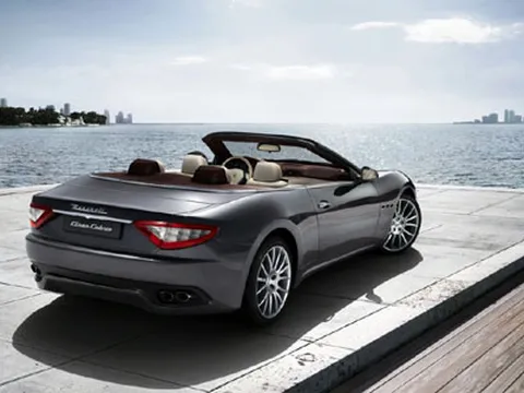 GranCabrio – xe mui trần mới của Maserati