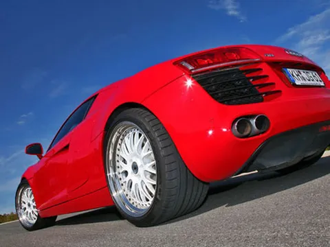 Một chiếc Audi R8 lạ