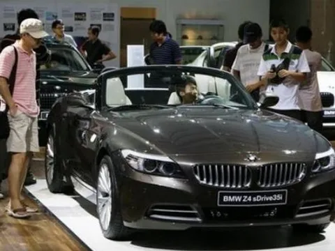 Vung tiền như “đại gia” Trung Quốc