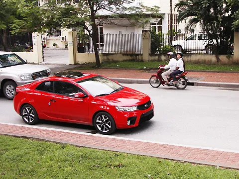 Doanh số Kia tăng trưởng kỷ lục