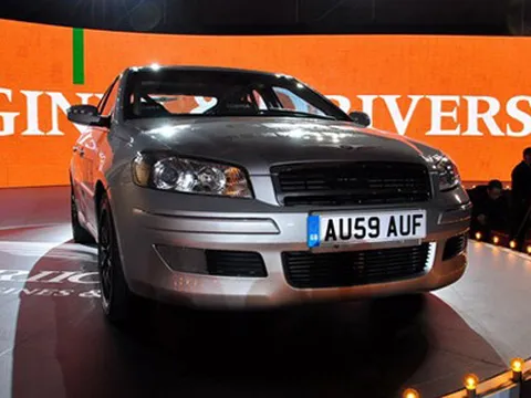 Chery trình làng sedan hạng sang cạnh tranh với Camry