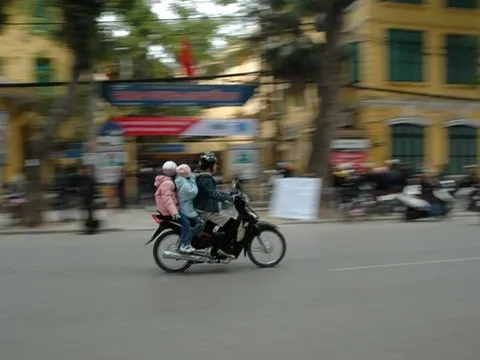 Lưu ý đi xe khi trời lạnh