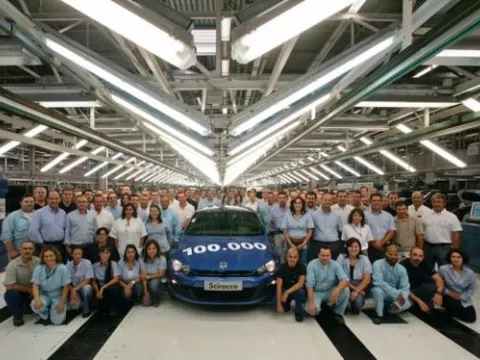 Volkswagen Scirocco thế hệ mới đạt mốc 100.000