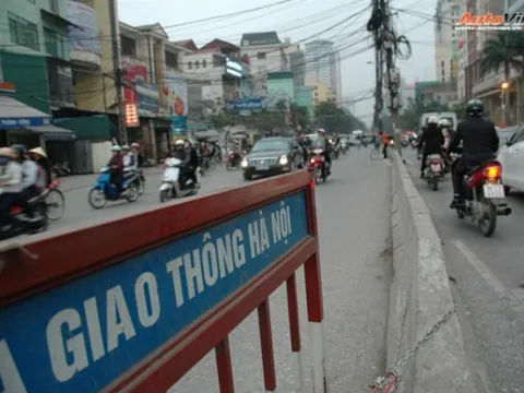 Ý kiến trao đổi: Trả lại ngã tư cho Hà Nội!