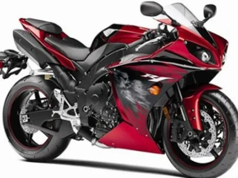 Choáng với “sọ người” trên quái vật Yamaha YZF-R1 2011!