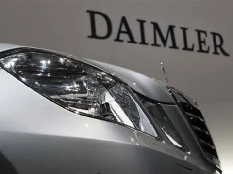 Daimler nộp phạt để giải quyết bê bối hối lộ