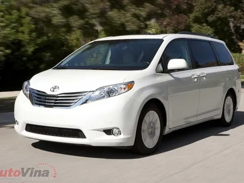 Toyota tiếp tục thu hồi 870.000 xe Sienna