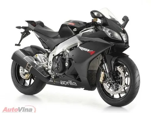                     Chiến mã mới của Aprilia trên đường đua 