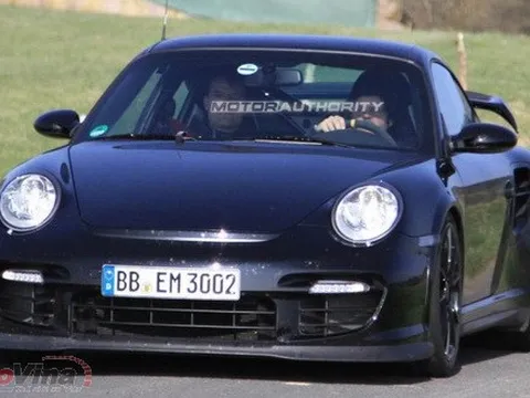  911 GT2 RS – Chiếc Porsche mạnh mẽ nhất