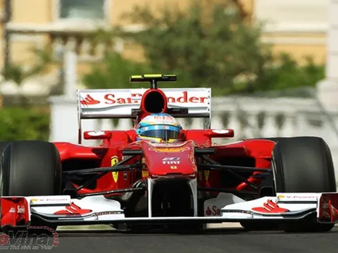                     Alonso đánh bại Vettel trong ngày chạy thử đầu tiên