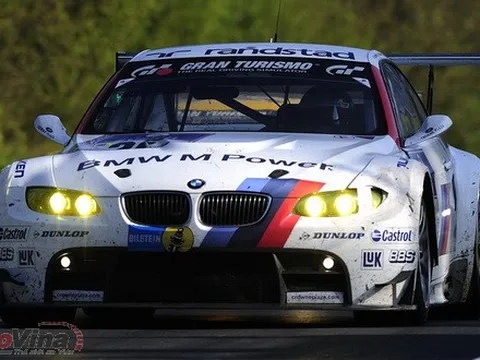                     BMW M3 GT2 chiến thắng ở 24h Nurburgring