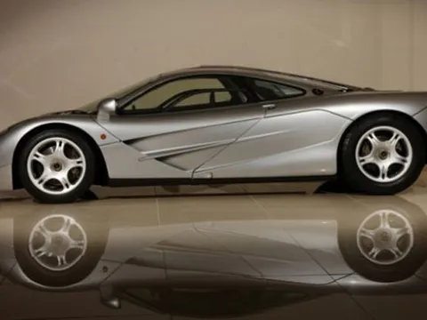  Rao bán chiếc 1995 McLaren F1 đầu tiên