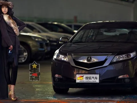 Thời trang mùa đông cho phụ nữ yêu "xế hộp"