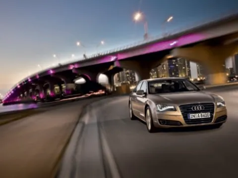 Báo giá sedan Audi A8 phiên bản 2011